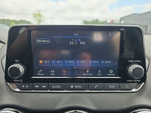Used 2025 Nissan Sentra S FWD image 26