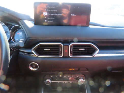 Used 2023 MAZDA CX-5 Carbon Edition image 24