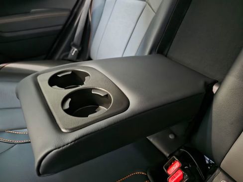 Used 2025 Subaru Crosstrek 2.5i Limited w/ Popular Package #4A image 31