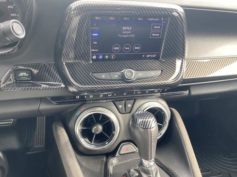 Used 2020 Chevrolet Camaro LT image 35