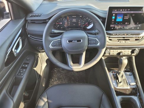 New 2026 Jeep Compass Limited image 5