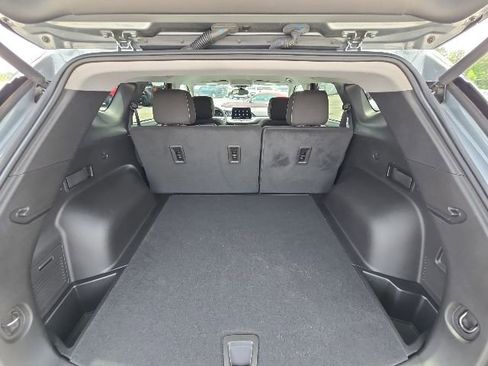 Used 2025 Chevrolet Blazer LT w/ Convenience Package FWD image 12