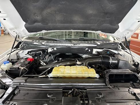 Used 2019 Ford F150 Lariat w/ Equipment Group 502A Luxury image 32