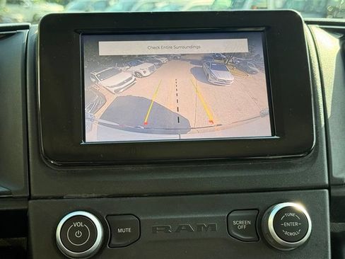 Used 2023 RAM ProMaster 2500 FWD image 18