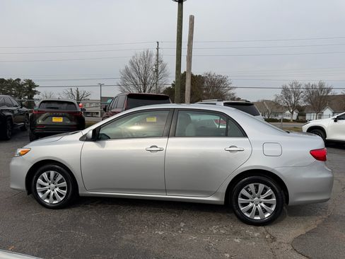 Used 2013 Toyota Corolla LE Special Edition image 6