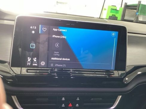 Used 2024 Volkswagen Atlas Cross Sport SE w/ Adventure Package image 9