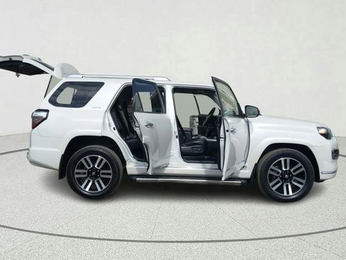 Used 2016 Toyota 4Runner Limited AWD/4WD image 14