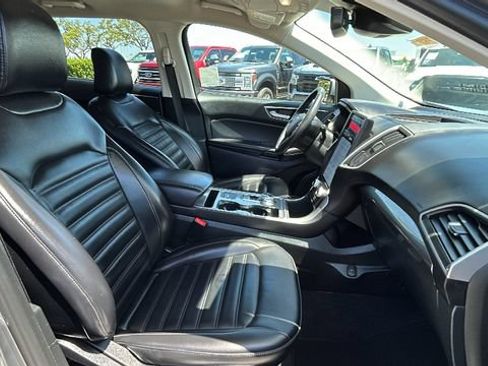 Certified 2024 Ford Edge SEL AWD/4WD image 11