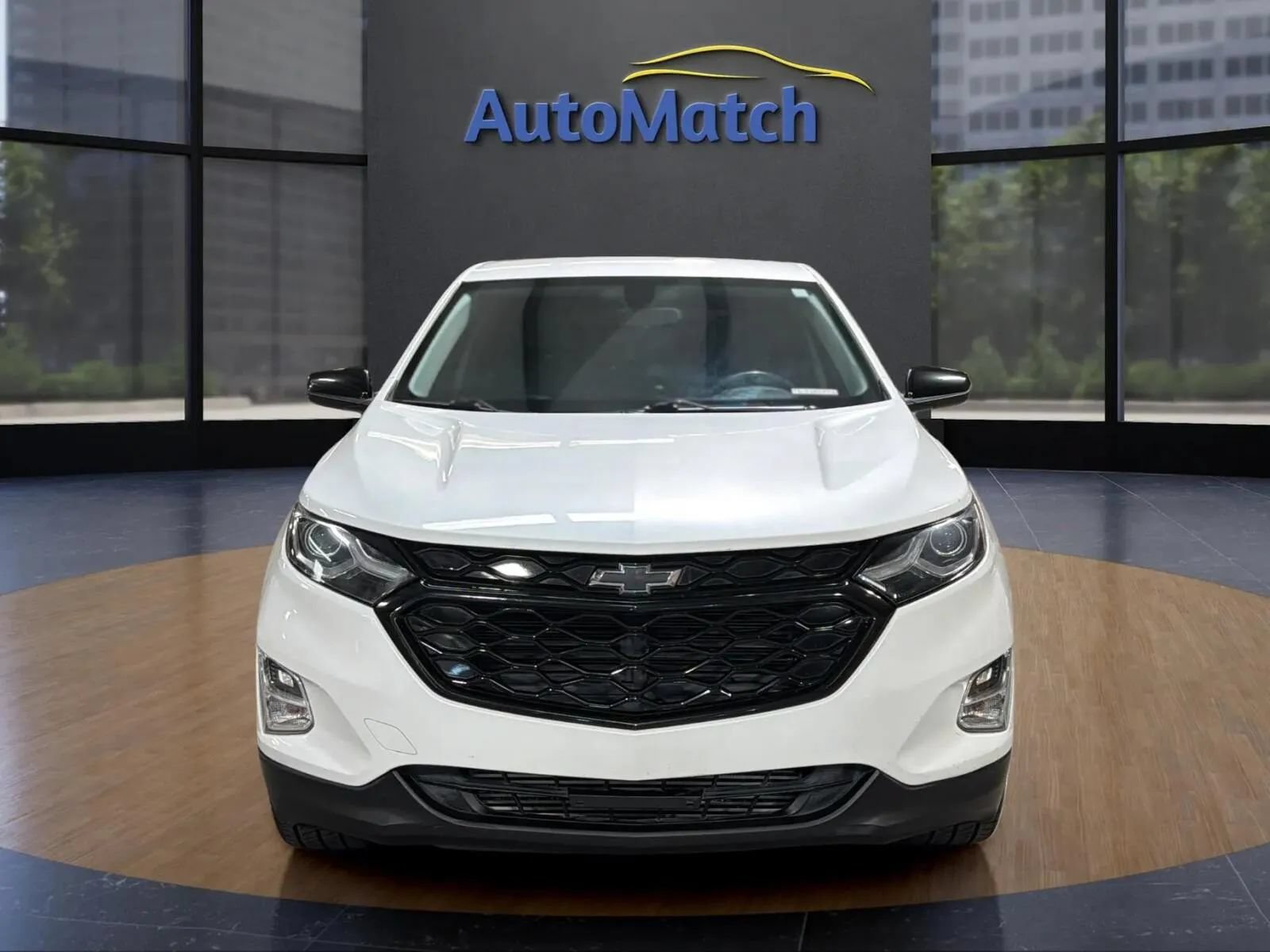 Used 2018 Chevrolet Equinox LT w/ Redline Edition AWD/4WD image 2