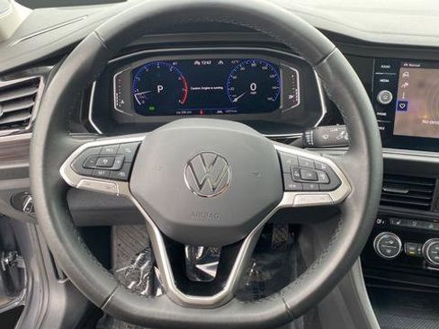 Used 2024 Volkswagen Jetta SEL FWD image 16