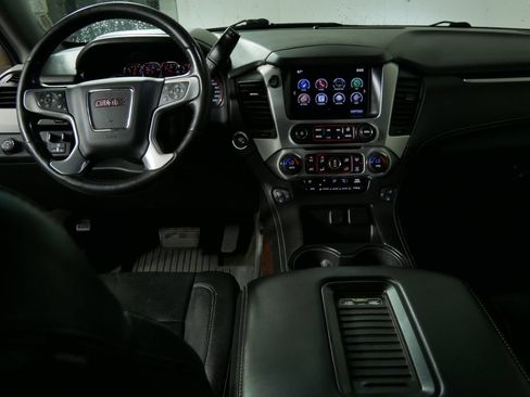 Used 2016 GMC Yukon SLT w/ Open Road Package AWD/4WD image 25