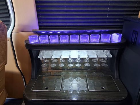 Used 2023 Mercedes-Benz Sprinter 3500 image 28