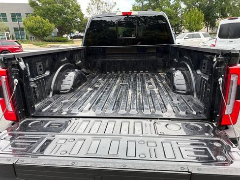 Used 2025 Ford F250 Platinum AWD/4WD image 20