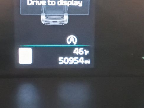 Used 2024 Kia Soul LX w/ Option Group 015 image 2