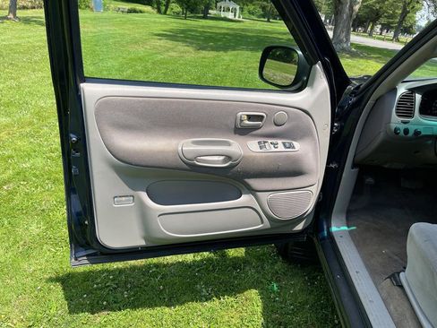 Used 2003 Toyota Tundra SR5 image 34
