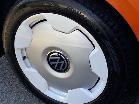 Certified 2025 Volkswagen ID. Buzz 1st Edition image 18