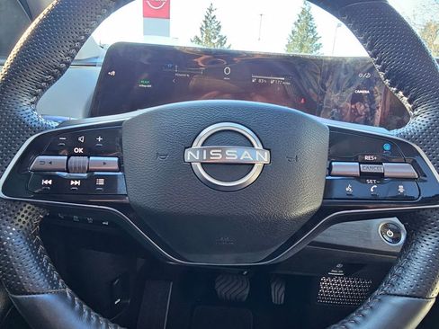 Used 2024 Nissan Ariya AWD image 19