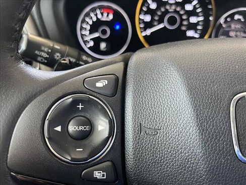 Used 2016 Honda HR-V EX-L image 19