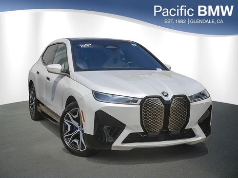 Certified 2024 BMW iX xDrive50 w/ Premium Package AWD/4WD image 1