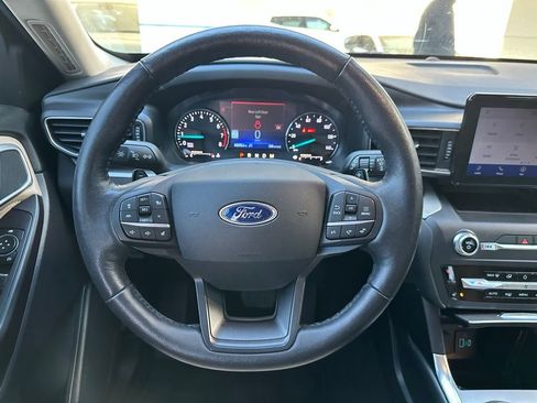 Used 2020 Ford Explorer XLT w/ Equipment Group 202A image 20