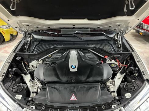 Used 2014 BMW X5 xDrive50i AWD/4WD image 36
