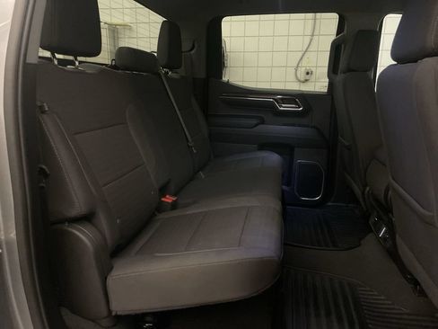 Used 2024 Chevrolet Silverado 1500 LT AWD/4WD image 19
