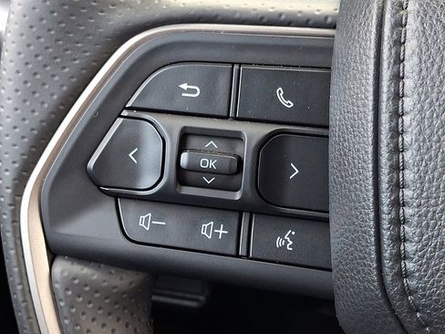 Certified 2025 Toyota 4Runner 2WD image 20