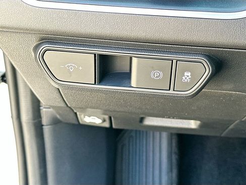 New 2025 Kia K4 LXS image 10