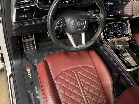 Used 2022 Audi SQ7 Prestige w/ Prestige Package AWD/4WD image 28