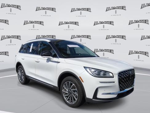 Used 2023 Lincoln Corsair Reserve w/ Equipment Group 201A FWD image 7