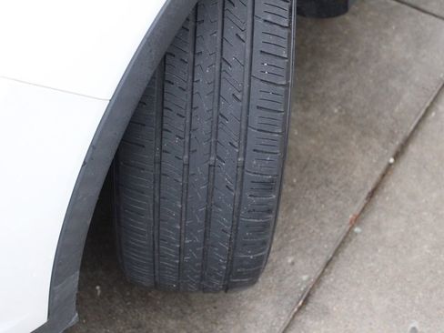 Used 2015 Ford Escape Titanium image 13