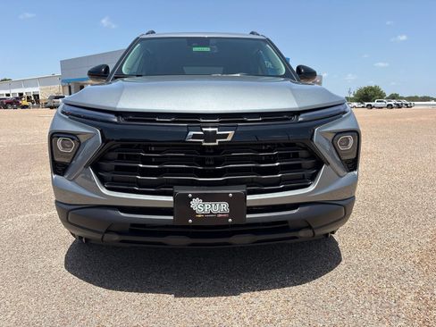 New 2026 Chevrolet TrailBlazer LT w/ Convenience Package FWD image 9