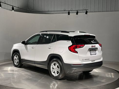 Used 2020 GMC Terrain SLE w/ Driver Convenience Package FWD image 13