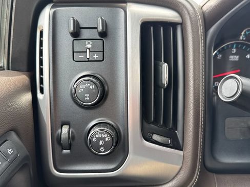 Certified 2018 GMC Sierra 1500 SLT AWD/4WD image 32