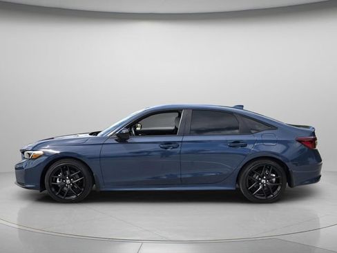 Used 2025 Honda Civic Sport image 3