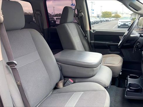 Used 2007 Dodge Ram 1500 Truck SLT image 8