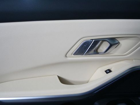 Certified 2023 BMW 330i Sedan w/ Premium Package image 14