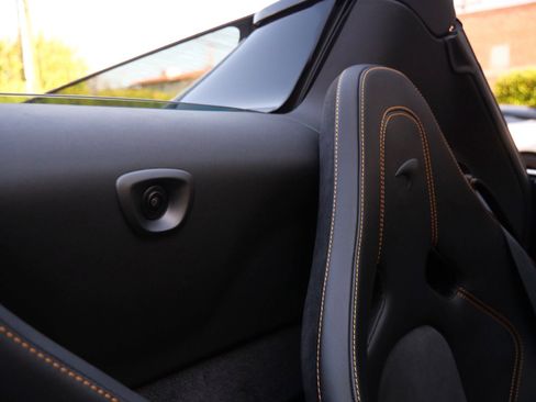 Used 2023 McLaren 720S Performance image 25