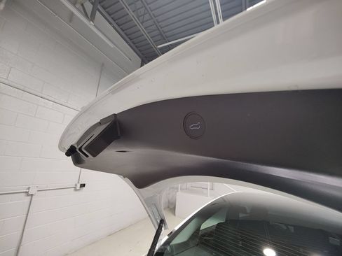 Used 2023 Tesla Model 3 Standard Range RWD image 10