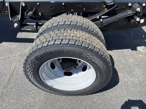 New 2026 Ford F550 4x4 Regular Cab Super Duty image 13