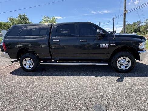 Used 2017 RAM 2500 Tradesman w/ Chrome Appearance Group AWD/4WD image 5