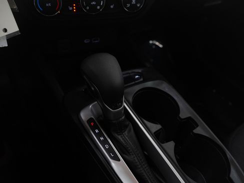 Used 2024 Chevrolet Trax LS w/ LS Convenience Package image 24