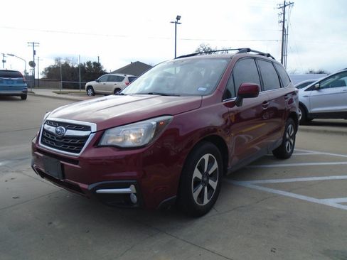 Used 2018 Subaru Forester 2.5i Limited w/ Popular Package #3B image 2