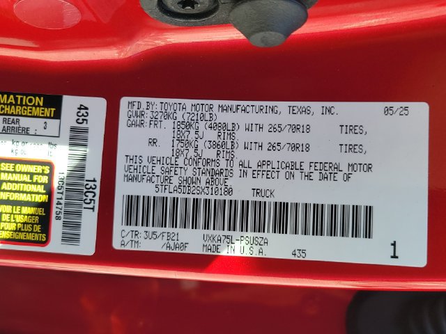 Used 2025 Toyota Tundra SR5 w/ SR5 Convenience Package AWD/4WD image 15