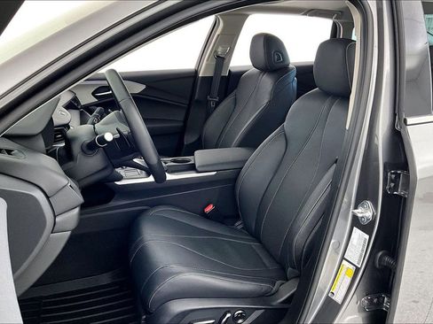 Used 2025 Acura TLX w/ Technology Package FWD image 31