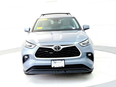 Certified 2020 Toyota Highlander XLE image 8