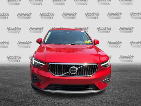 Certified 2024 Volvo XC40 B5 Ultimate w/ Protection Package Premier AWD/4WD image 41