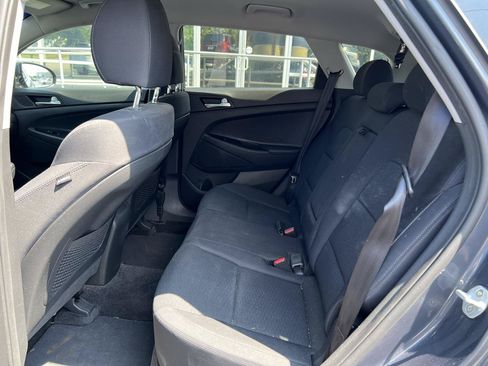 Used 2019 Hyundai Tucson SE AWD/4WD image 12