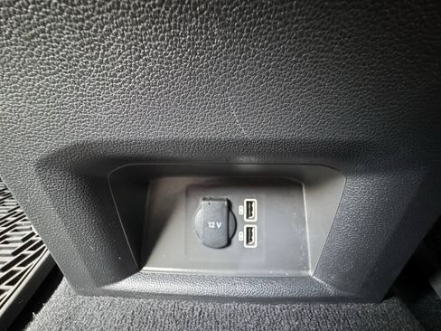 Used 2019 Volkswagen Atlas SE FWD image 25