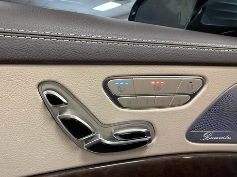 Used 2019 Mercedes-Benz S 560 Sedan image 31